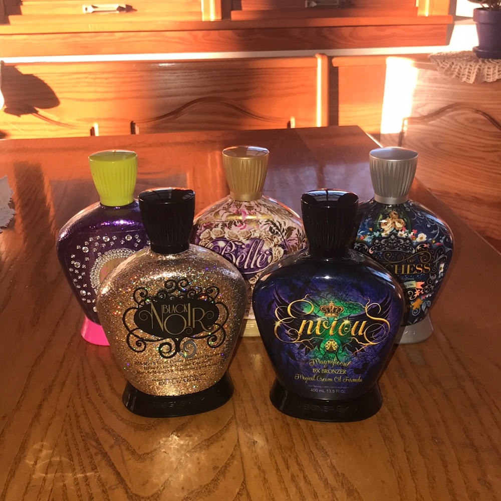 Designer skin tanning lotion bundle!! Gently used